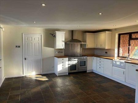 Bolton Lane, Wilberfoss, YO41 - Photo 5