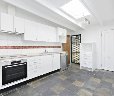 Charming village terrace perfectly located. - Photo 4