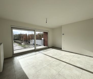 Centrum gelegen appartement met 2 slaapkamers - Photo 2