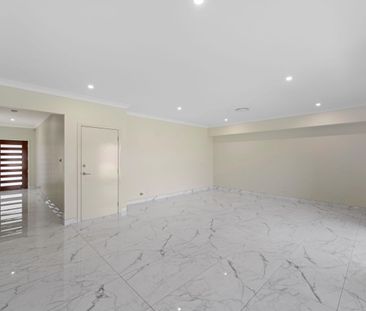 Modern Family Home in Prime Edmondson Park Location - Photo 2