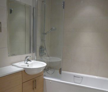 Fabulous one bedroom apartment in the Parkway development in the he... - Photo 3