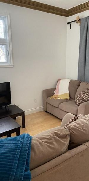 4 1/2 - Quartier Saint-Sacrement - Disponible immédiatement - Photo 1