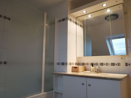 Un spacieux 4 pièces meublé en attique avec terrasses et garage – Cronenbourg / Rue de la Rotonde - Photo 4