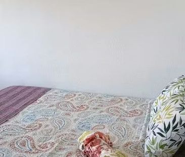 Avenida de las Palomeras, Madrid, Community of Madrid 28018 - Photo 5