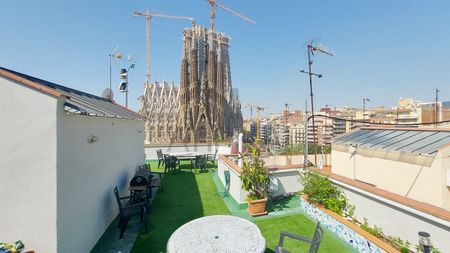 Piso en alquiler temporal frente a la Sagrada Familia, Barcelona - Photo 4