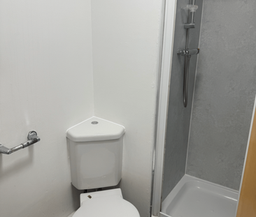 Studio to rent - Photo 6