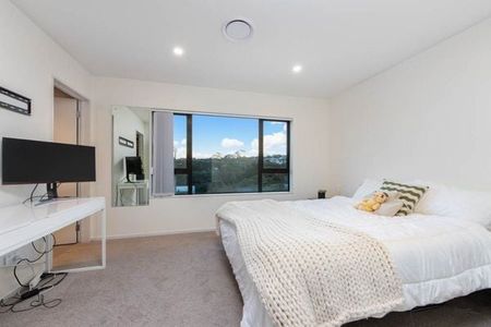 Spacious 4-Bedroom Home in Northcote – Super Conve - Photo 4