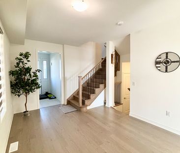 For Lease - 103 Picardy Drive, Hamilton, Ontario - Photo 1