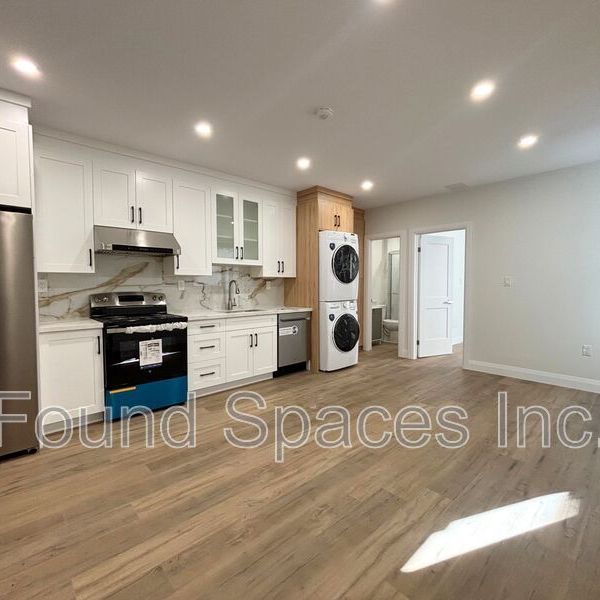 $2,299 / 1 br / 1 ba / 6 Caithness st unit 5 - Photo 1