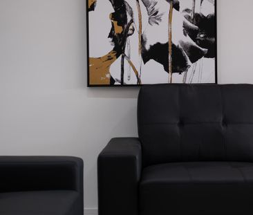 6 bedroom terraced house to rent - Photo 1