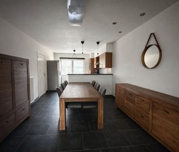 Instapklaar 3-slpk appartement met autostandplaats in Genk - Foto 3