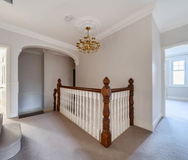 7 bedroom detached house to rent - Photo 4