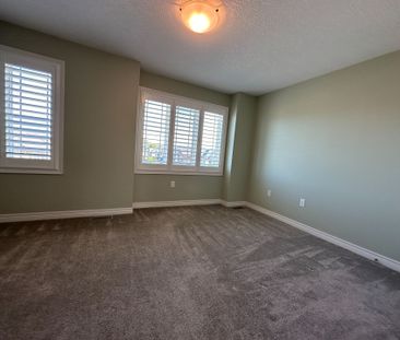 For Lease - 69 Edenrock Drive, Hamilton, Ontario - Photo 6