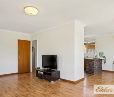 Character Home in Terrific Central Location - Photo 3