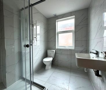 Stanley Road - Photo 3