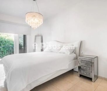 Apartamento en alquiler en Calle de la Milagrosa - Photo 6