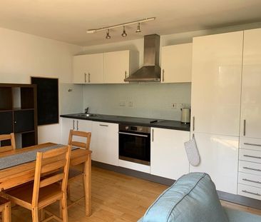 2 Bed Flat, South Hall Street, M5 - Photo 5