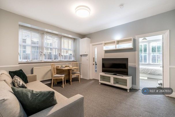 3 bedroom maisonette to rent - Photo 1