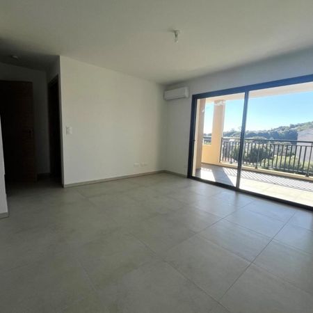 Location appartement à Penta di casinca - Photo 3