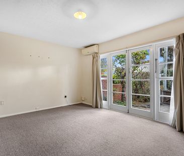 Superb City Centre Location – With Parking - Photo 1
