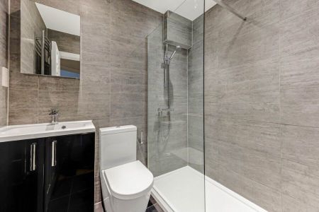 2 Bedroom Apartment To Let - Photo 4