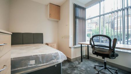 7 bedroom terraced house to rent - Photo 2