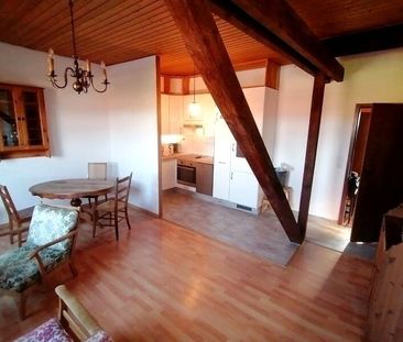 APPARTEMENT 21/2 PIÈCES MANSARDÉ À BÂLE - ISELIN, MEUBLÉ, TEMPORAIRE - Photo 1