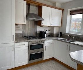 4 bedroom house to rent San Juan Court, Eastbourne, East Sussex, BN23 - Photo 5