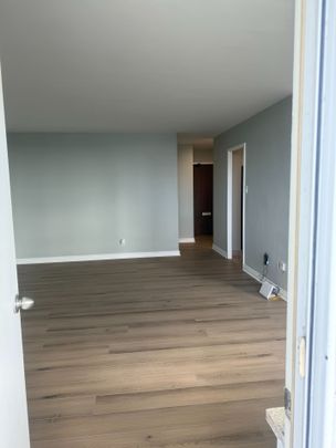 For Lease - 20 Forest Manor Road Unit# 706, Toronto, Ontario - Photo 1