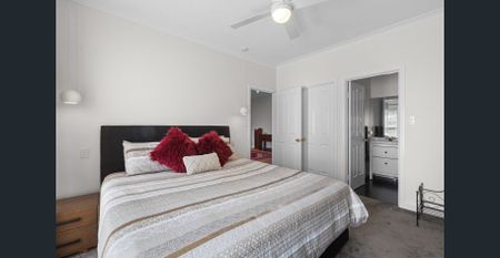 Get Ready To Fall In Love With This Gorgeous Home! - Photo 4