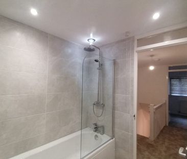 3 Bed Semi-Detached House, Randall Place, S2 - Photo 6