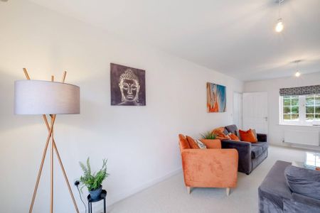 6 bedroom semi-detached house to rent - Photo 5