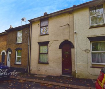 3 bedroom terraced house to rent - Photo 4