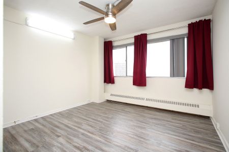 For Lease - 10 Sunny Glen Way Unit# 2007, Toronto, Ontario - Photo 5