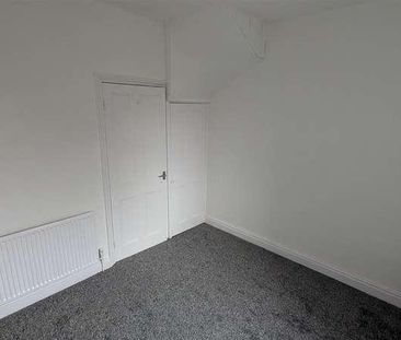 Nashville Terrace, BD22 - Photo 3