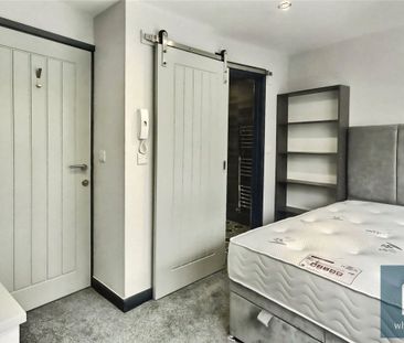 Blacker Road, Birkby, Huddersfield, HD2 - Photo 3