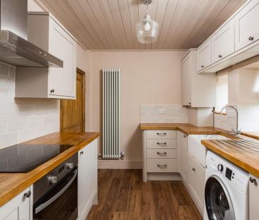 2 bedroom house to rent - Photo 1