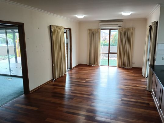 FAMILY LIVING AT ITS BEST IN MOUNT WAVERLEY - Photo 1