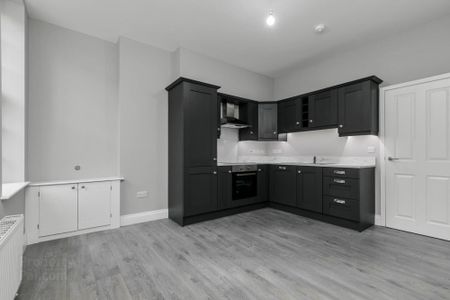 Apt 1, 47 University Street, Belfast, BT7 1FY - Photo 3