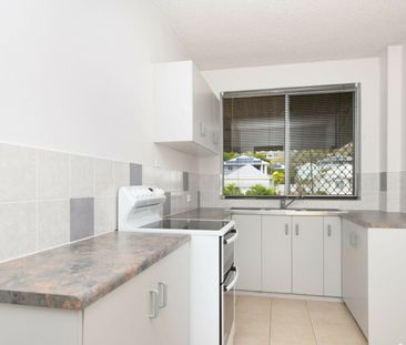 4/10 Alexandra Street, North Ward - Photo 1