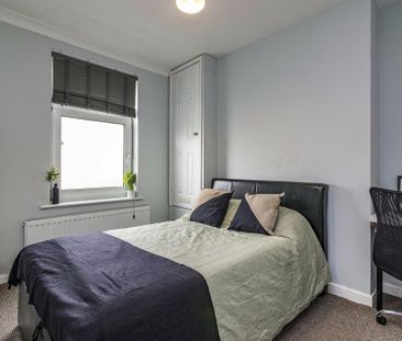3 bedroom terraced house to rent - Photo 5
