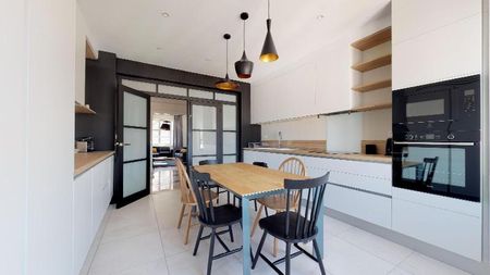 Appartement rénové Lyon - 6 pièce(s) - 173.66 m2 - Photo 2