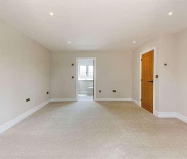 Little London, Hampshire, RG26 - Photo 2