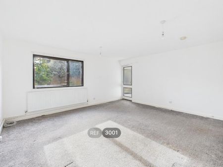 3 bedroom flat to rent - Photo 3