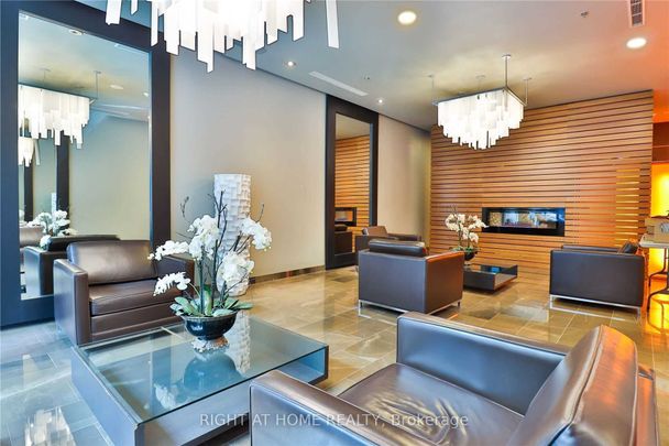 For Lease - 21 Nelson Street Unit# 920, Toronto, Ontario - Photo 1