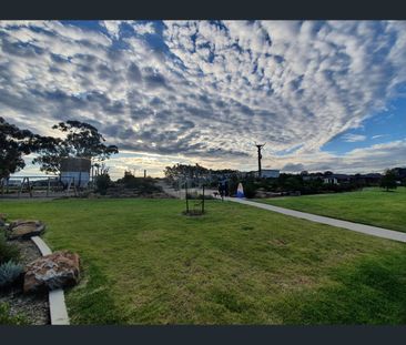 88 Sustainable Drive, Craigieburn, Vic 3064 - Photo 1