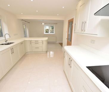 3 bedroom link detached house to rent - Photo 1