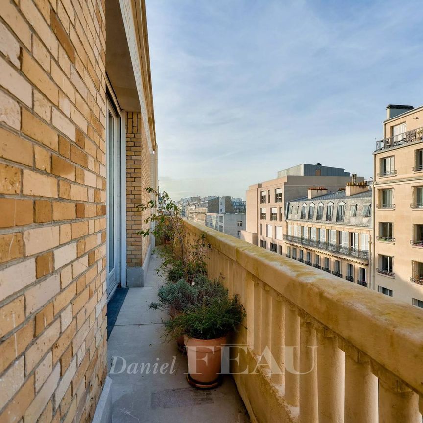 Location appartement, Paris 16ème (75016), 8 pièces, 331.93 m², ref 85531767 - Photo 1