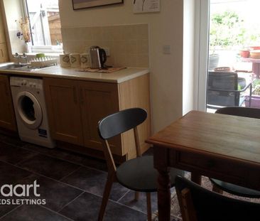 1 bedroom in a house share to rent - Photo 4