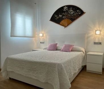 Alquiler de piso en Calle Trinidad - Photo 1